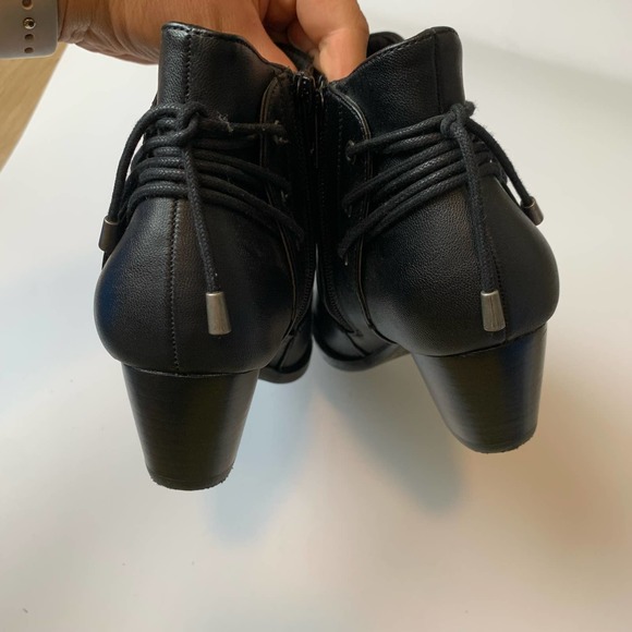 Baretraps Womens Roscoe Ankle Heeled Booties Size 6M Black Career Side Zip - Picture 15 of 16